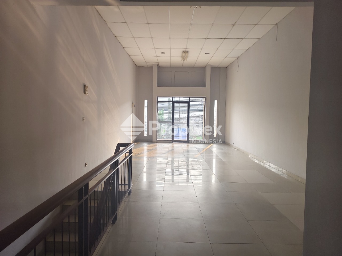 Sewa Ruko 2 Lantai Siap Pakai Dekat Sekolah di Mekar Wangi Bandung